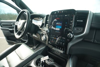 2023 RAM 1500 Laramie Crew Cab 4x4 5'7' Box