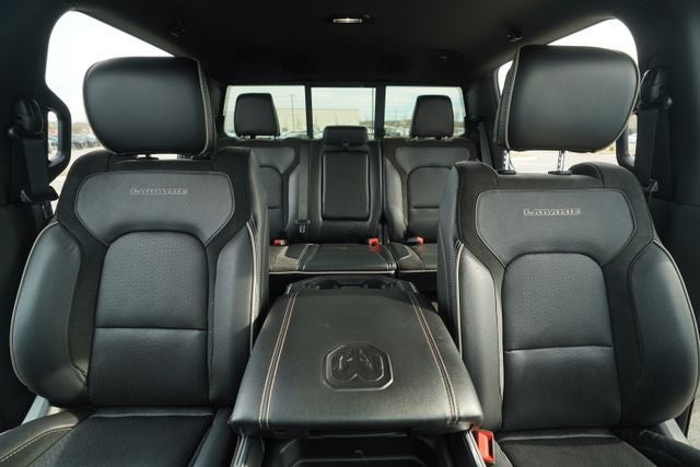 2023 RAM 1500 Laramie Crew Cab 4x4 5'7' Box