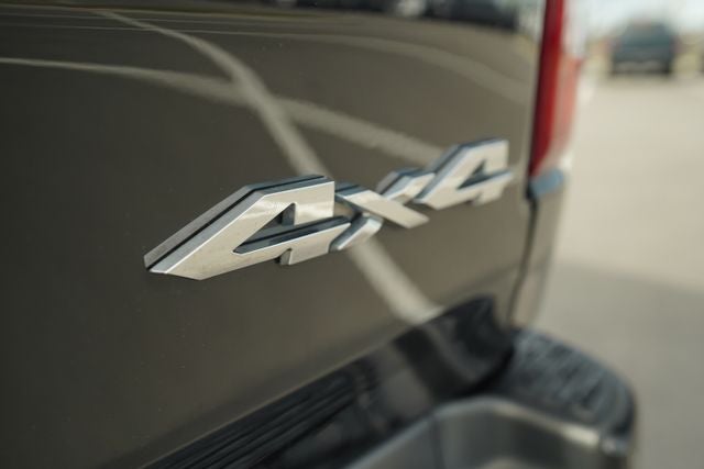 2023 RAM 1500 Laramie Crew Cab 4x4 5'7' Box