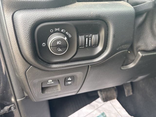 2019 RAM 1500 Rebel Crew Cab 4x4 5'7' Box