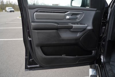 2022 RAM 1500 Big Horn Crew Cab 4x4 6'4' Box