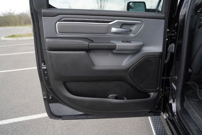 2022 RAM 1500 Big Horn Crew Cab 4x4 6'4' Box