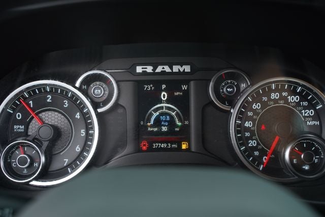 2022 RAM 1500 Big Horn Crew Cab 4x4 6'4' Box