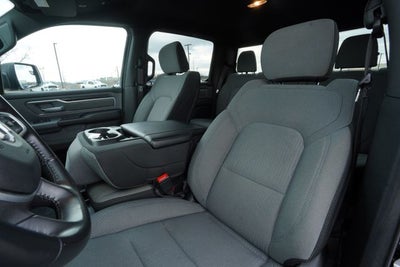 2022 RAM 1500 Big Horn Crew Cab 4x4 6'4' Box