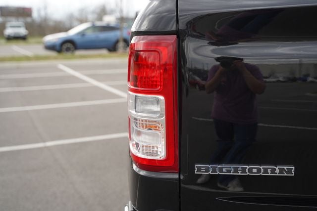 2022 RAM 1500 Big Horn Crew Cab 4x4 6'4' Box