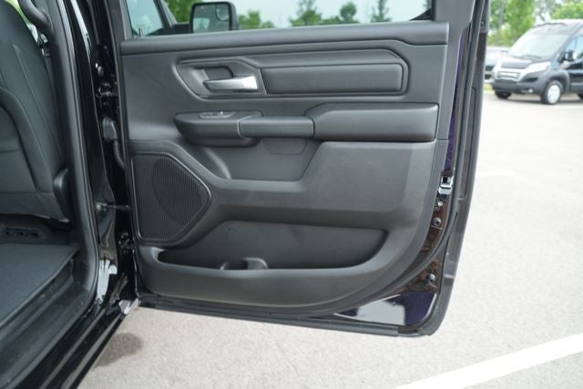 2026 RAM Ram 1500 RAM 1500 EXPRESS CREW CAB 4X4 6'4' BOX