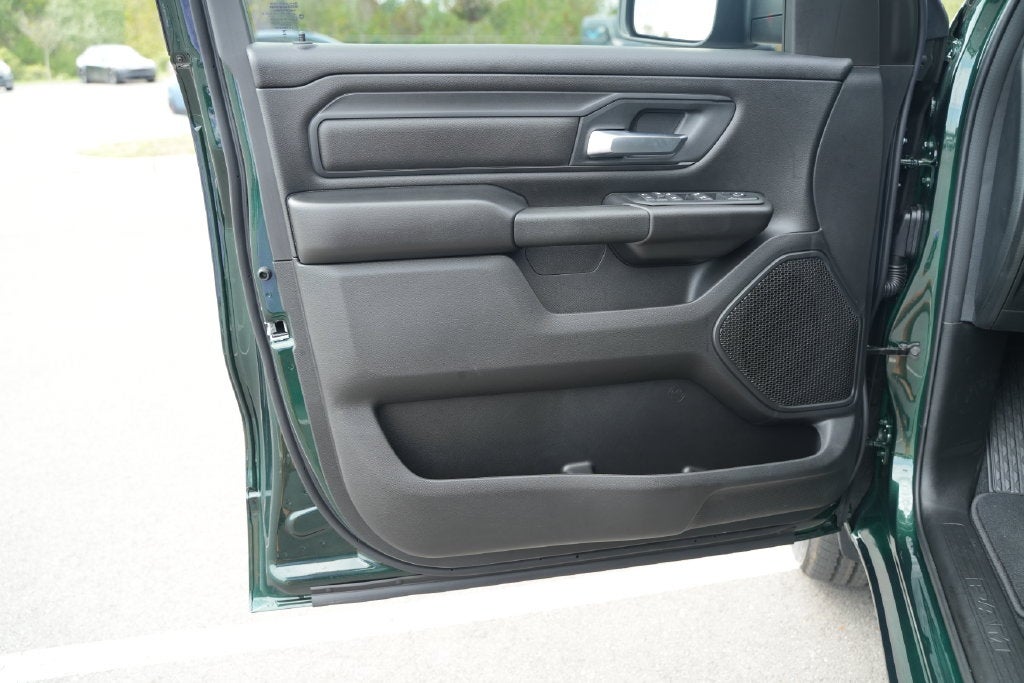 2027 RAM Ram 1500 Express