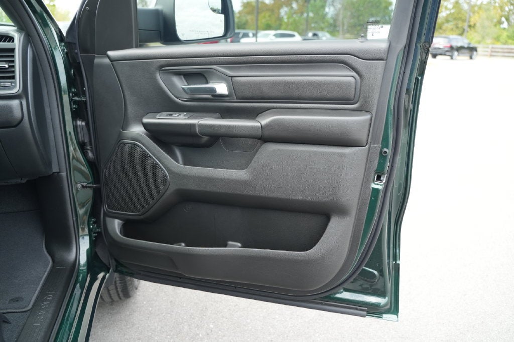 2027 RAM Ram 1500 Express