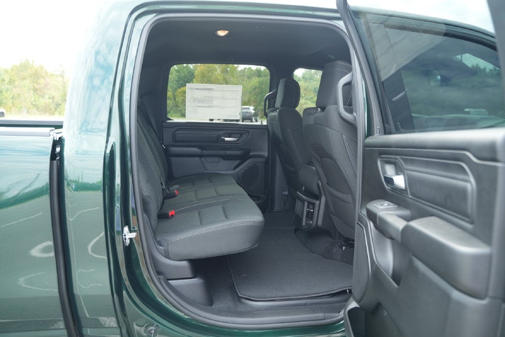 2027 RAM Ram 1500 Express