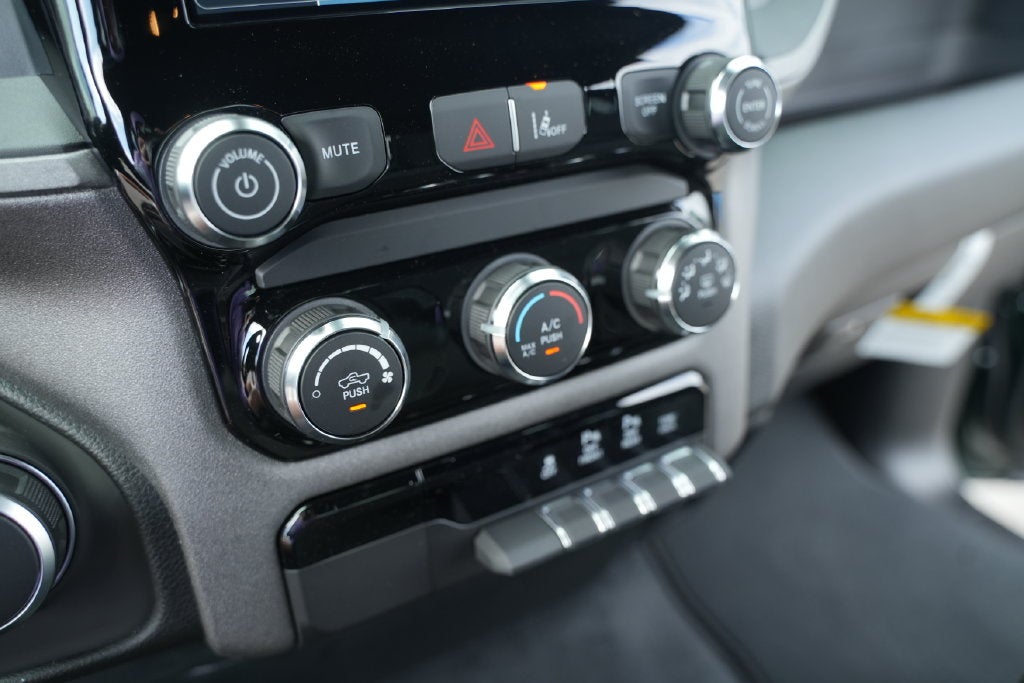 2027 RAM Ram 1500 Express