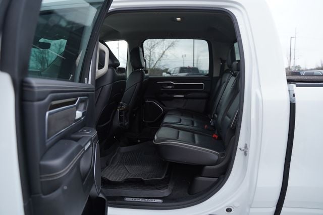 2022 RAM 1500 Laramie Crew Cab 4x4 6'4' Box