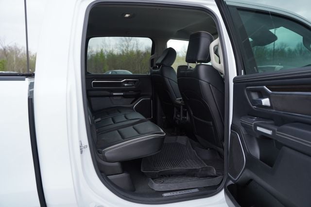 2022 RAM 1500 Laramie Crew Cab 4x4 6'4' Box