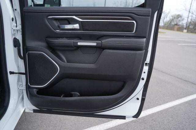 2022 RAM 1500 Laramie Crew Cab 4x4 6'4' Box