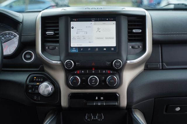 2022 RAM 1500 Laramie Crew Cab 4x4 6'4' Box