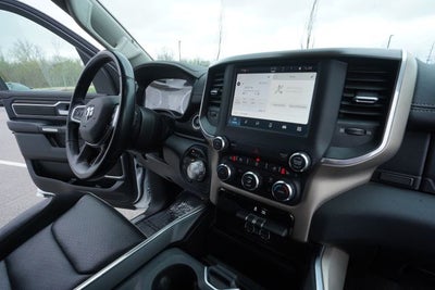 2022 RAM 1500 Laramie Crew Cab 4x4 6'4' Box