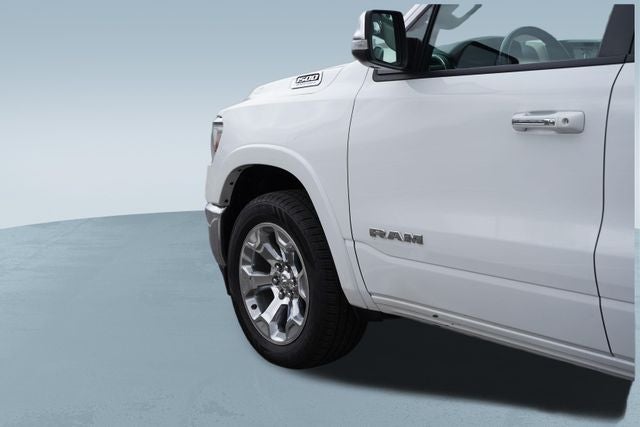 2022 RAM 1500 Laramie Crew Cab 4x4 6'4' Box