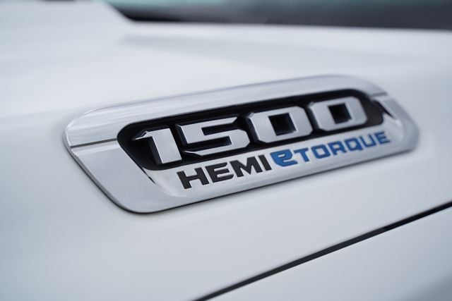 2022 RAM 1500 Laramie Crew Cab 4x4 6'4' Box