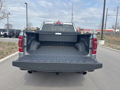 2022 RAM 1500 Laramie Crew Cab 4x4 6'4' Box