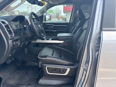 2022 RAM 1500 Laramie Crew Cab 4x4 6'4' Box