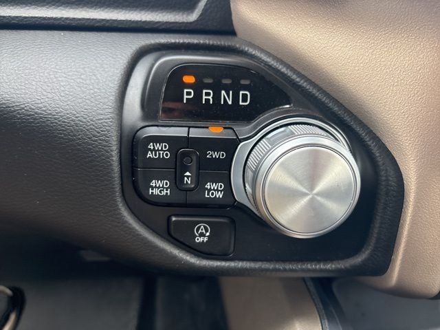 2022 RAM 1500 Laramie Crew Cab 4x4 6'4' Box