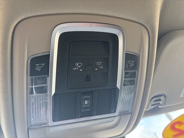 2022 RAM 1500 Laramie Crew Cab 4x4 6'4' Box