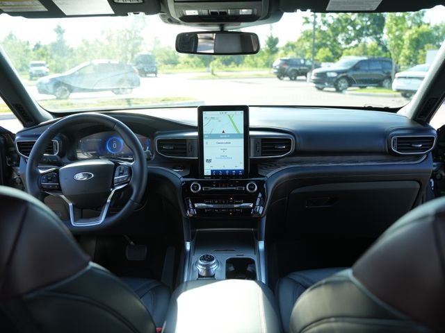 2023 Ford Explorer Platinum