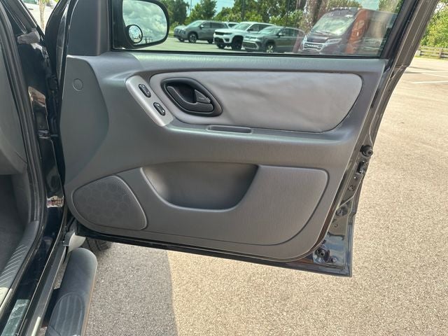 2005 Ford Escape XLT