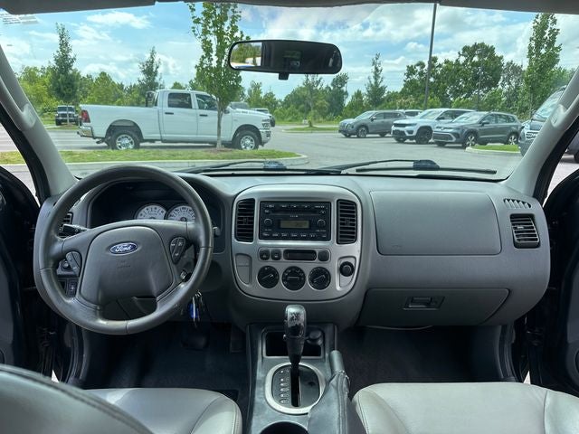 2005 Ford Escape XLT