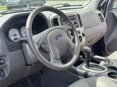 2005 Ford Escape XLT