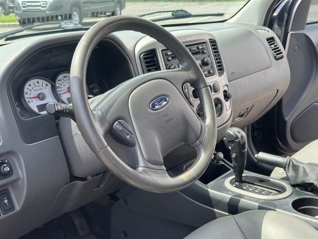 2005 Ford Escape XLT
