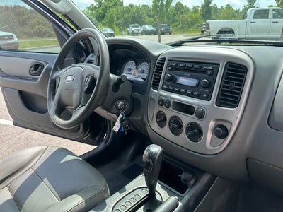 2005 Ford Escape XLT