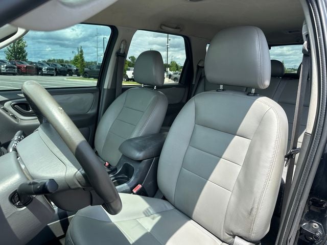 2005 Ford Escape XLT