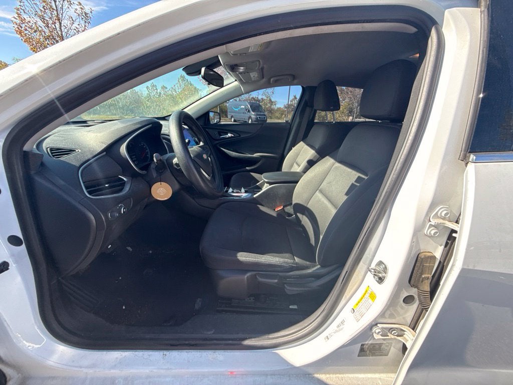 2019 Chevrolet Malibu LS 1LS
