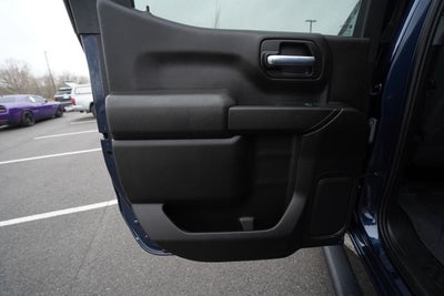 2023 Chevrolet Silverado 1500 2WD Crew Cab Short Bed Custom