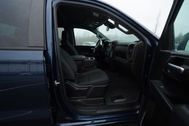 2023 Chevrolet Silverado 1500 2WD Crew Cab Short Bed Custom