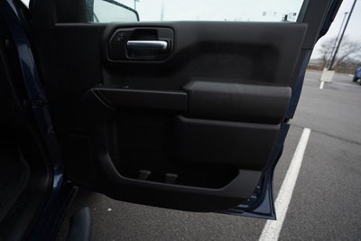 2023 Chevrolet Silverado 1500 2WD Crew Cab Short Bed Custom