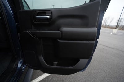 2023 Chevrolet Silverado 1500 2WD Crew Cab Short Bed Custom