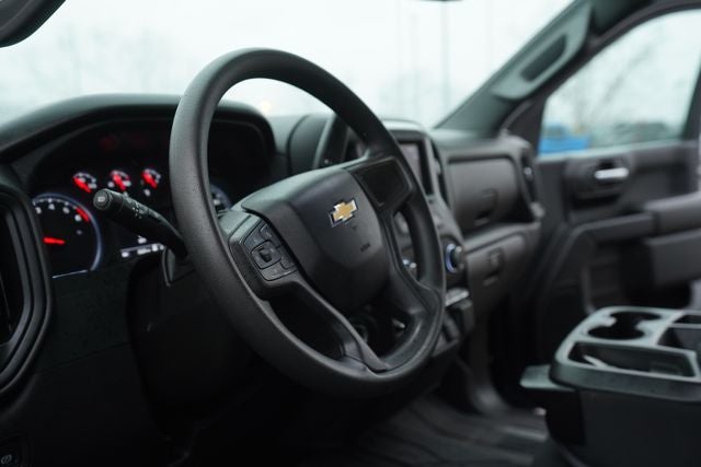 2023 Chevrolet Silverado 1500 2WD Crew Cab Short Bed Custom