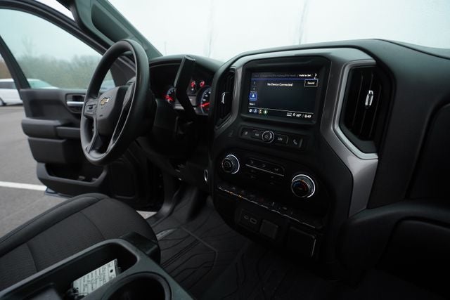 2023 Chevrolet Silverado 1500 2WD Crew Cab Short Bed Custom