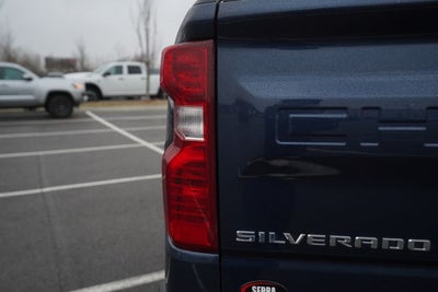 2023 Chevrolet Silverado 1500 2WD Crew Cab Short Bed Custom