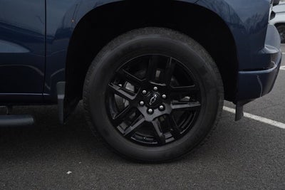 2023 Chevrolet Silverado 1500 2WD Crew Cab Short Bed Custom