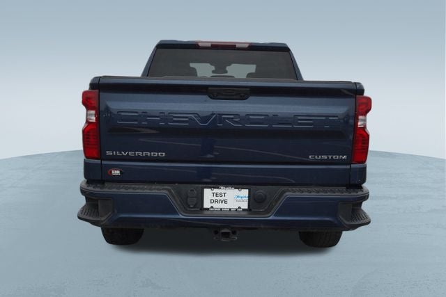 2023 Chevrolet Silverado 1500 2WD Crew Cab Short Bed Custom