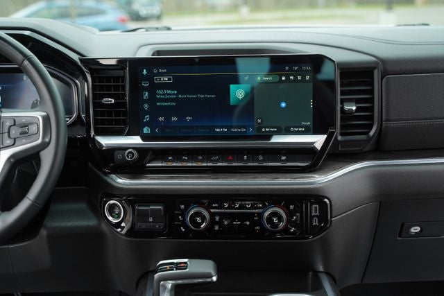 2025 Chevrolet Silverado 1500 4WD Crew Cab Short Bed LTZ