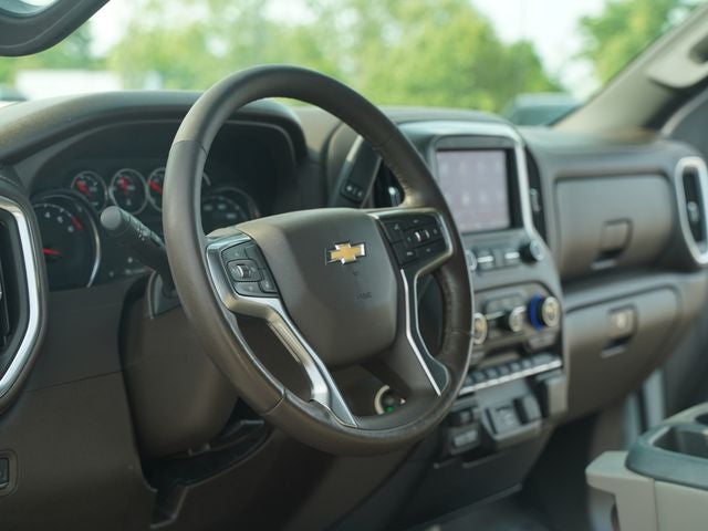 2021 Chevrolet Silverado 1500 4WD Crew Cab Short Bed LT