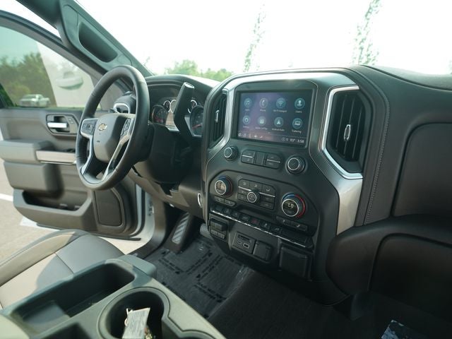 2021 Chevrolet Silverado 1500 4WD Crew Cab Short Bed LT