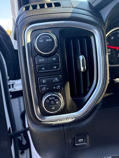 2021 Chevrolet Silverado 1500 4WD Crew Cab Standard Bed LTZ