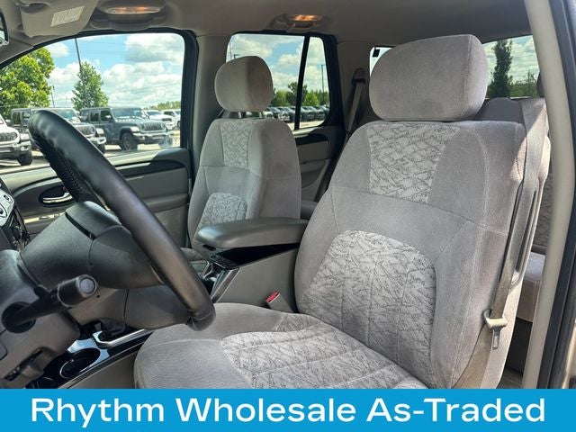 2003 GMC Envoy SLE