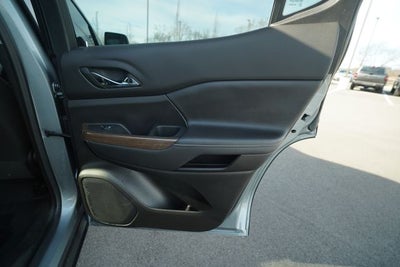 2023 GMC Acadia FWD SLE