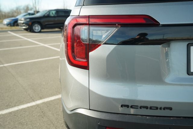 2023 GMC Acadia FWD SLE