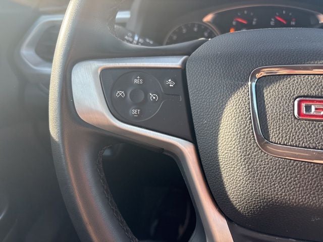 2023 GMC Acadia FWD SLT